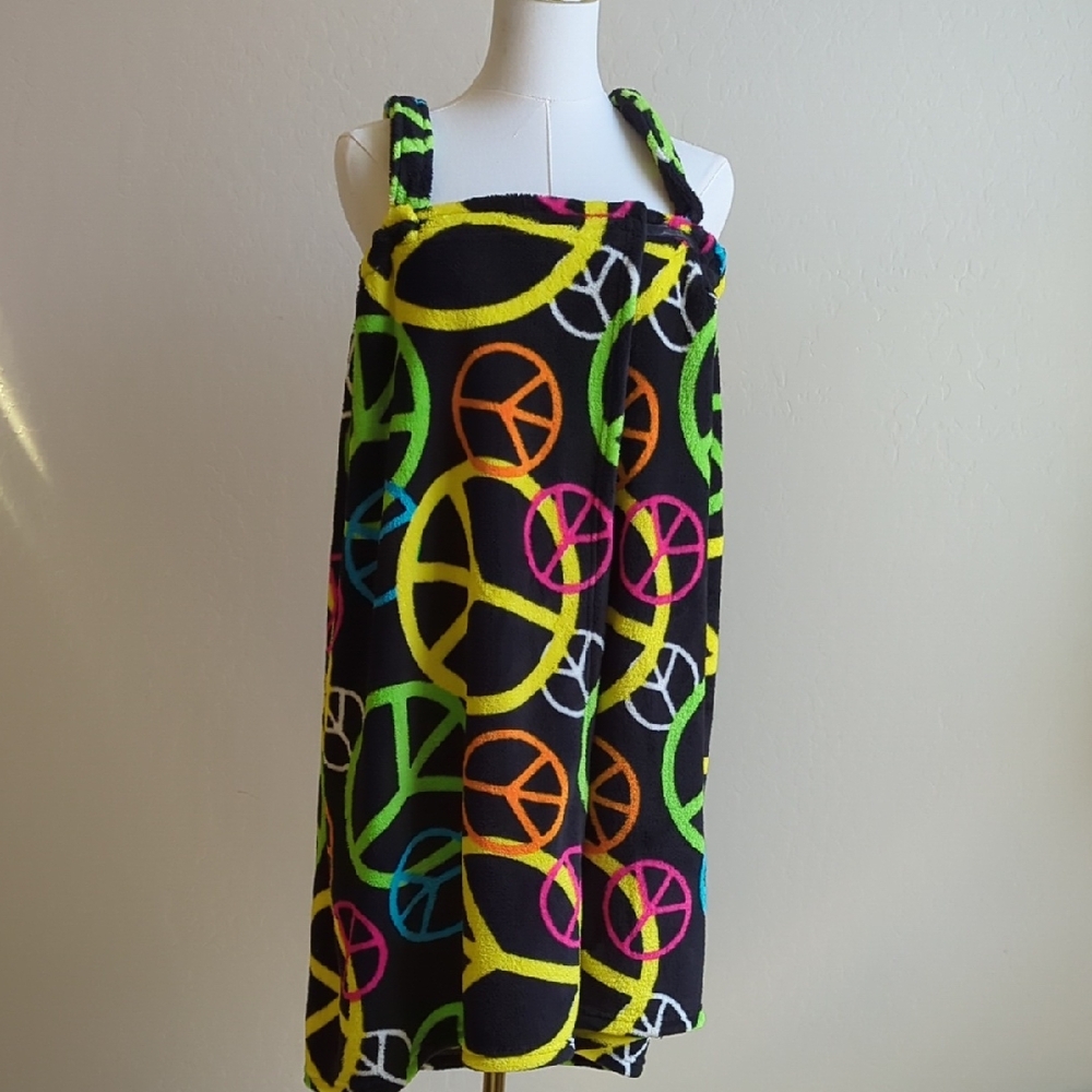 Colorful Peace Sign Towel Wrap with Straps